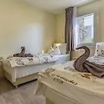 Mobile Luxury Premium-7 By Interhome 펜션 *
