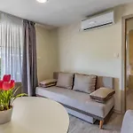 Mobile Luxury Premium-7 By Interhome * 풀라