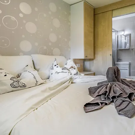 Mobile Luxury Premium-7 By Interhome Tatil Evi Pula
