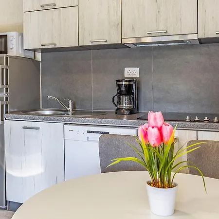 Luxury Premium-7 By Interhome * Pula