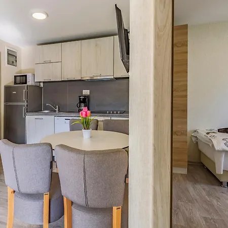 Holiday home Mobile Luxury Premium-7 By Interhome *